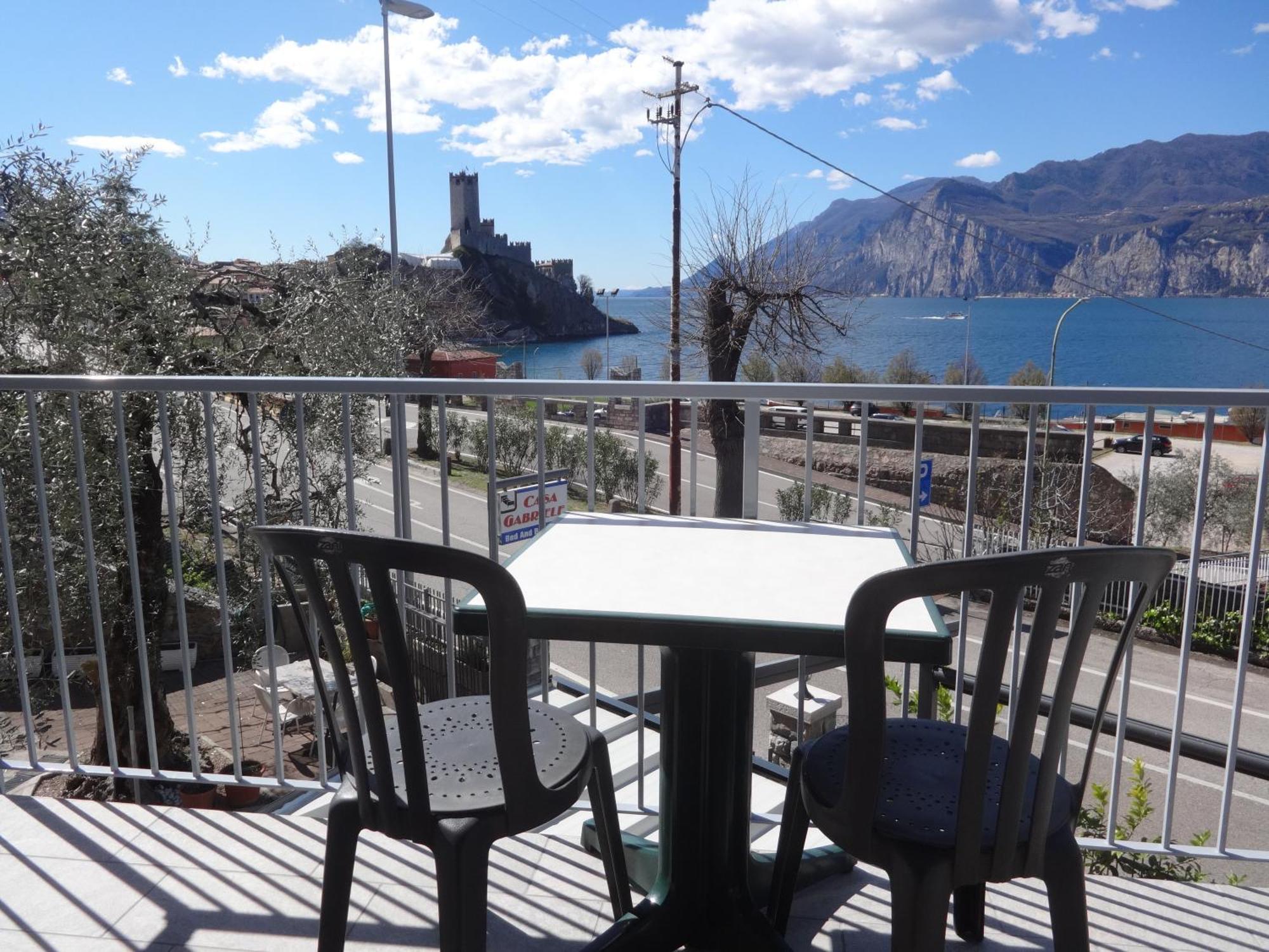 B&B Casa Gabriele Malcesine Bagian luar foto