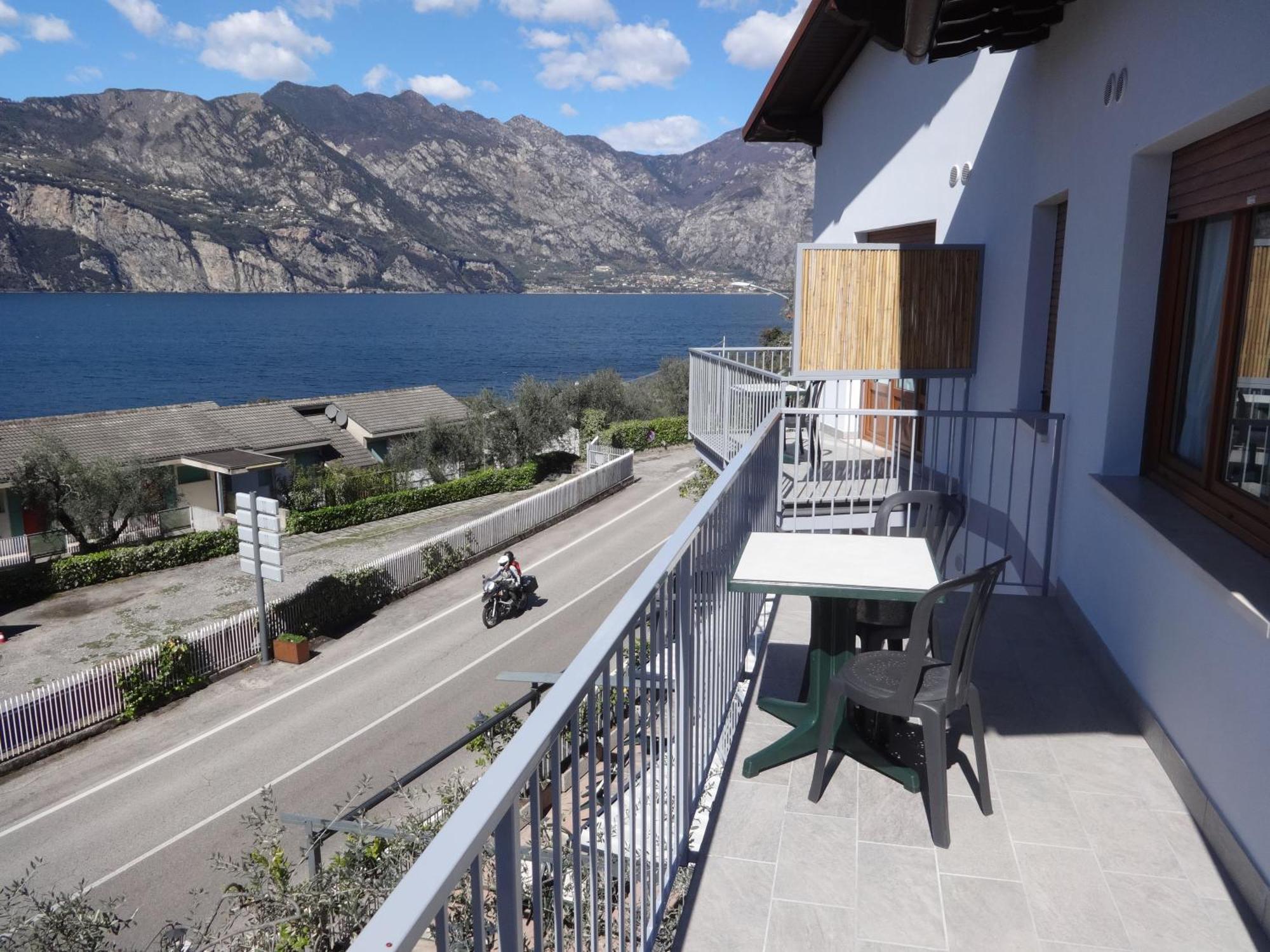 B&B Casa Gabriele Malcesine Bagian luar foto